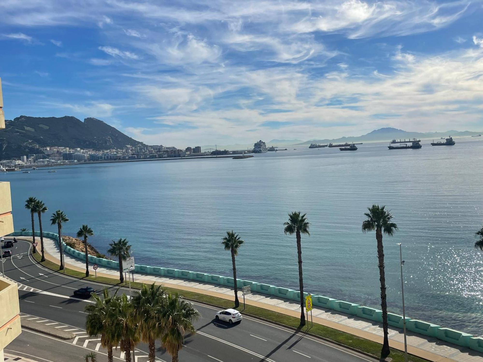 Apartmán Vistas Roca Mar La Línea de la Concepción Exteriér fotografie